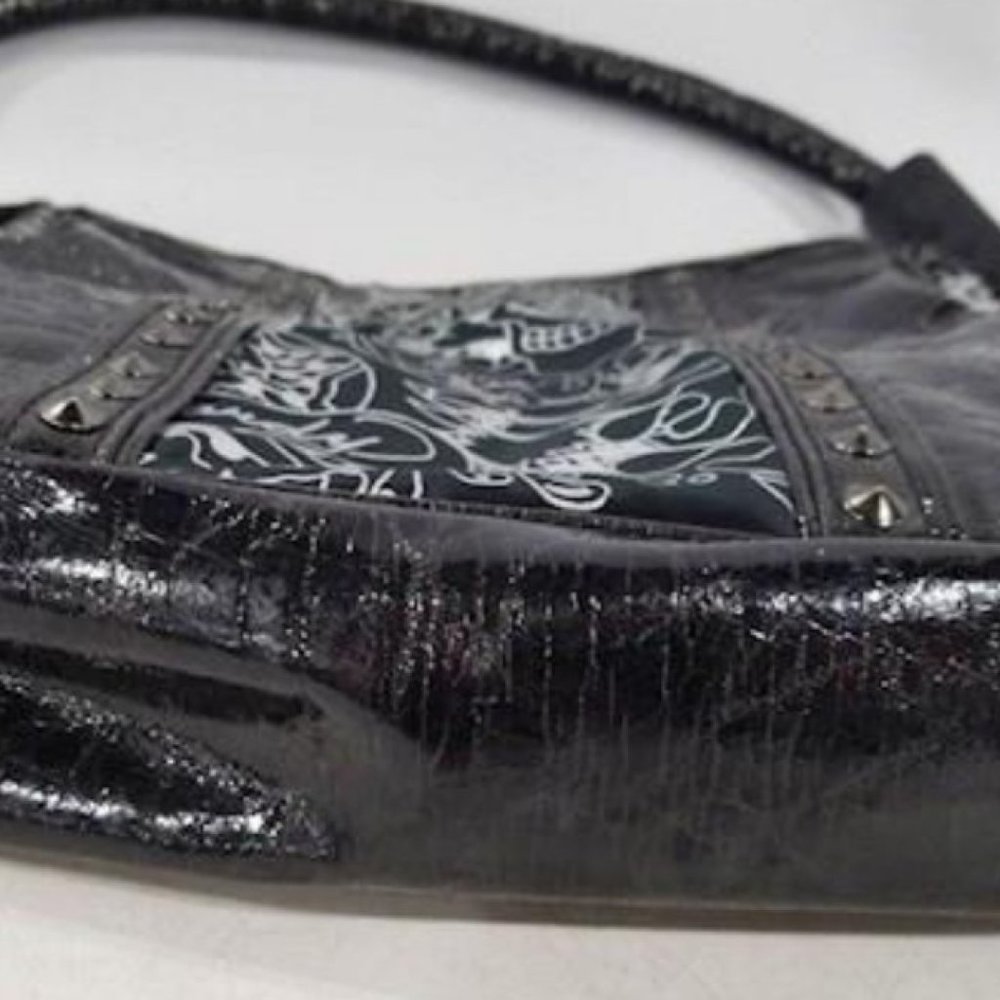 Ed Hardy Black & Silver Patent Leather Shoulder Bag Regualer Medium Size Bag - Picture 5 of 9